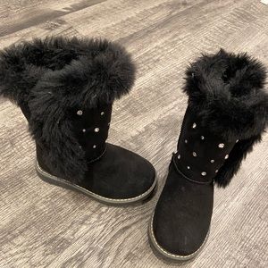 Girls Toddler Size 10 Black Fur Boots